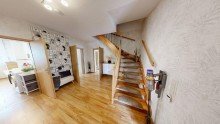 Flur Ohne K�uferprovision!!! Traumhaft modernisiertes Einfamilienhaus mit Pool und Panoramablick