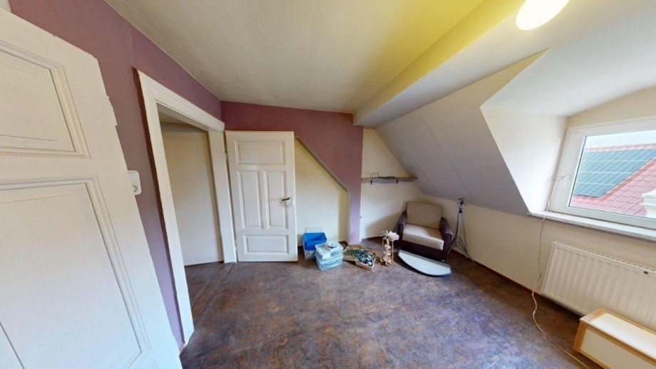 Wohnraum im DG Reihenmittelhaus K�then