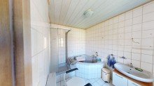 Badezimmer OHNE K�UFERPROVISION!!! Ger�umiges Reiheneckhaus mit Garten und Zufahrt