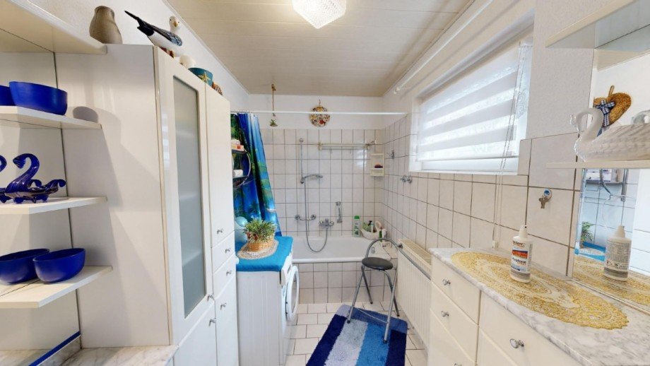 Badezimmer Doppelhaush�lfte K�then