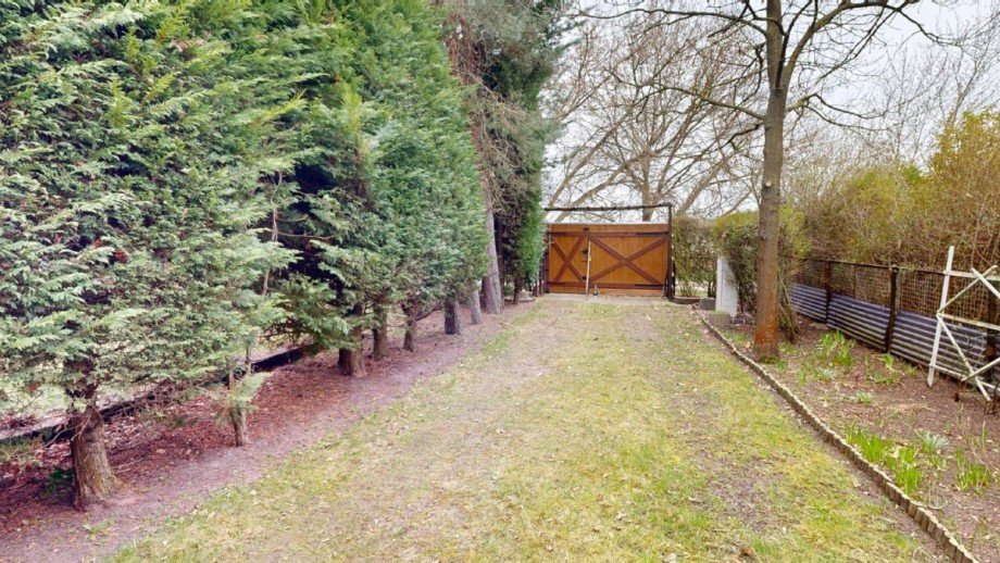 Zufahrt zum Grundst�ck Haus Micheln