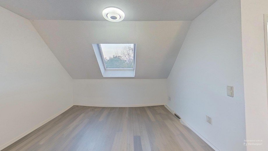 Wohnzimmer ohne M�bel Dachgeschosswohnung K�then