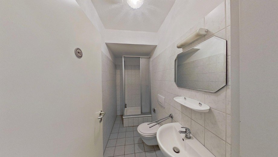 WC mit Dusche B�rofl�che K�then/ Anhalt