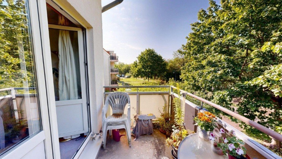 Balkon Etagenwohnung K�then