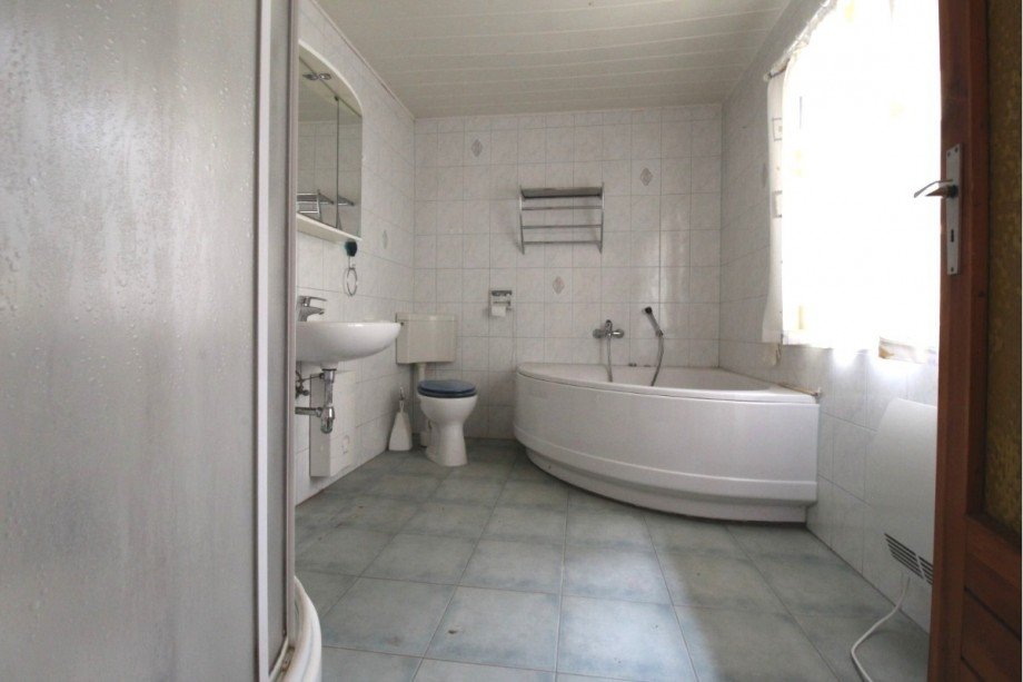 Badezimmer EG Reihenendhaus K�then