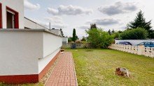 Blick auf Vorgarten Ohne K�uferprovision!!! Schicker Flachbau mit gro�z�giger Terrasse in ruhiger Wohnsiedlung