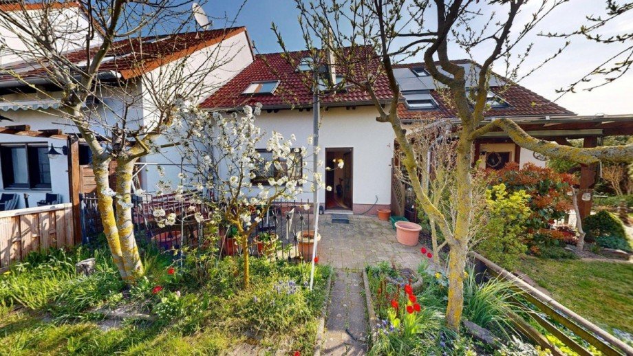 R�ckansicht Reihenmittelhaus Aken