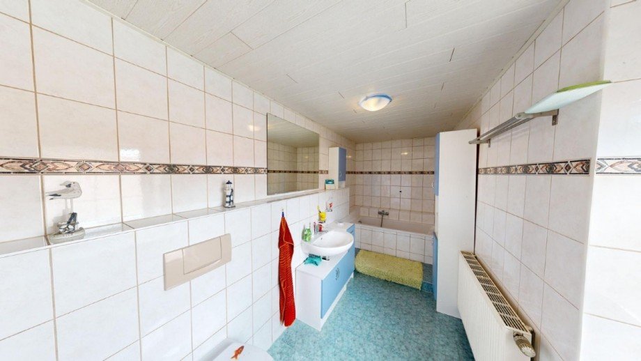 Badezimmer im OG Zweifamilienhaus Trebbichau