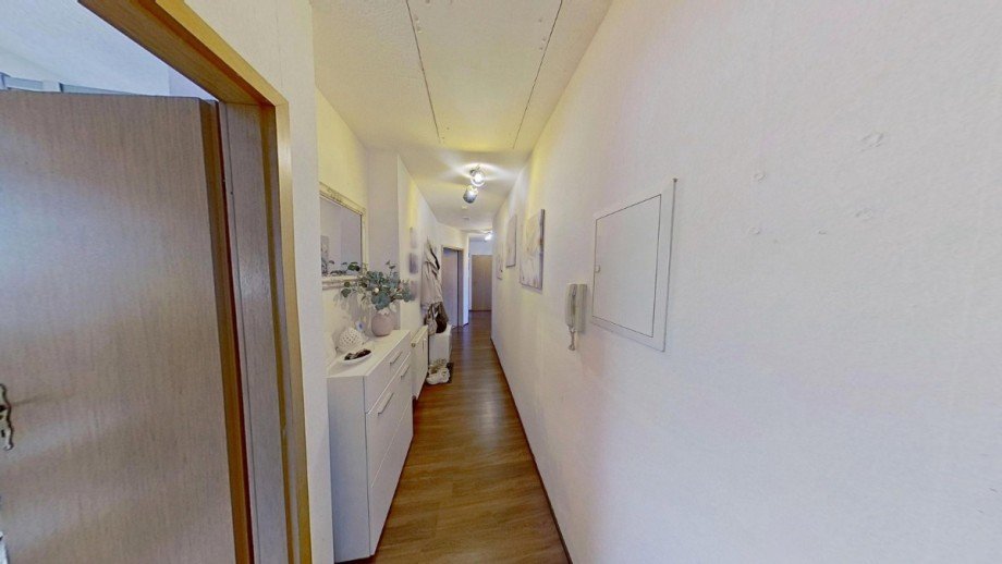 Flur / Eingangsbereich Dachgeschosswohnung S�dliches Anhalt -G�rzig OT Reinsdorf
