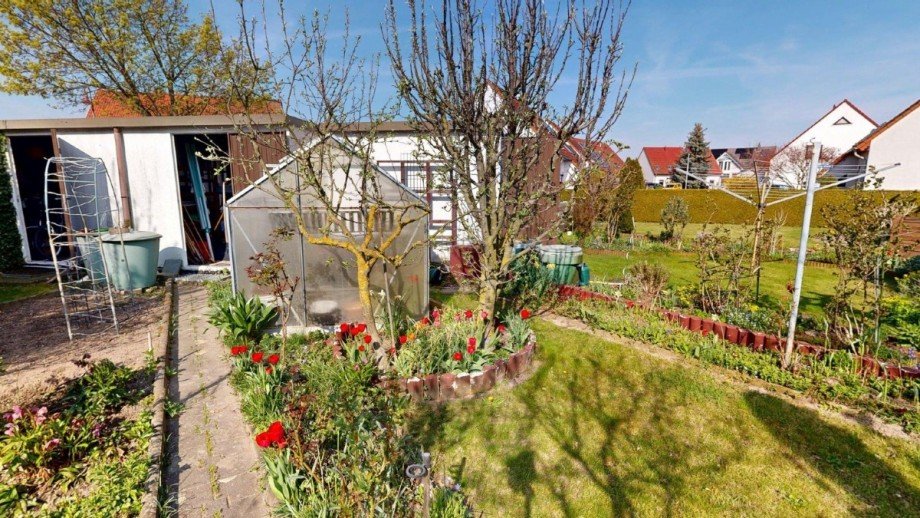 Blick in den Garten Reihenmittelhaus Aken