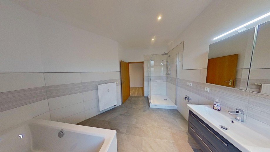 Badezimmer Etagenwohnung K�then/ Anhalt