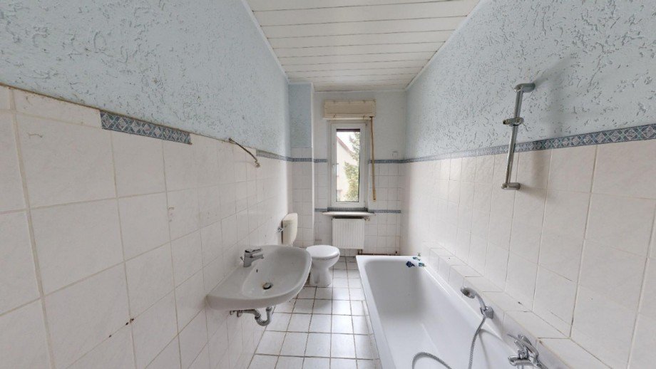 Badezimmer Doppelhaush�lfte K�then