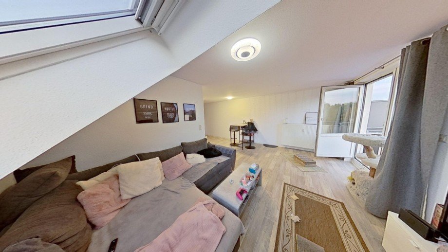 Wohnzimmer Dachgeschosswohnung K�then