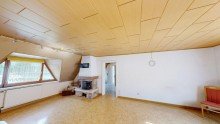 Wohnraum mit Kamin im DG Ohne K�uferprovision! Landleben deluxe ? Platz f�r zwei Familien & jede Menge Ideen!
