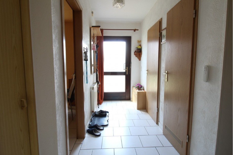 Eingangsflur Reihenmittelhaus Aken