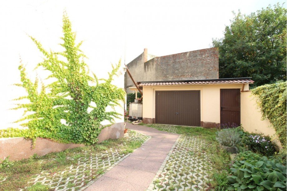 Garage Reihenendhaus Teuchern