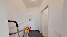 kleiner Abstellraum zum WC Vielseitig nutzbare Gewerbeeinheit im Erdgeschoss ? B�ro oder Praxis mit optionaler Einliegerwohnung