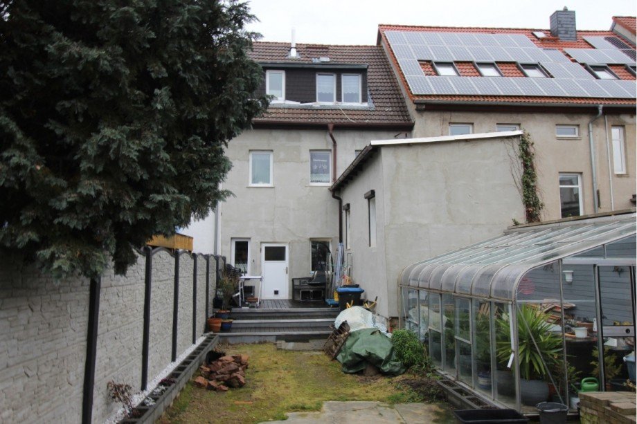 R�ckansicht Wohnhaus Reihenmittelhaus K�then