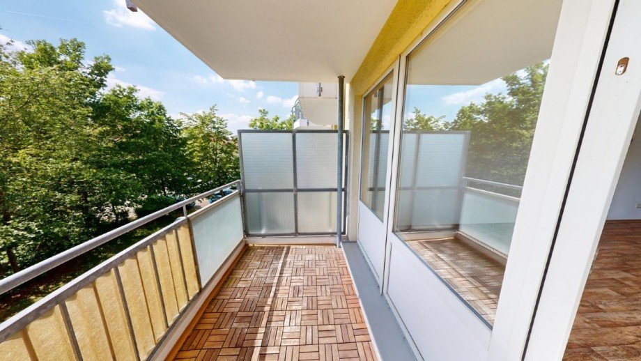 Balkon Etagenwohnung K�then