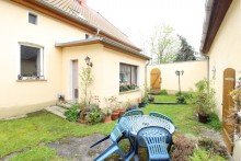 Innenhof OHNE K�UFERPROVISION!!! Ger�umiges Einfamilienhaus sucht tatkr�ftige Familie