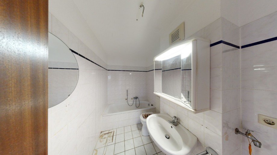 Bad Etagenwohnung K�then