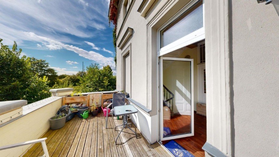 Balkon im OG Mehrfamilienhaus K�then