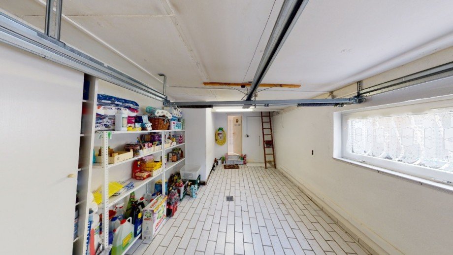 Garage Doppelhaush�lfte K�then