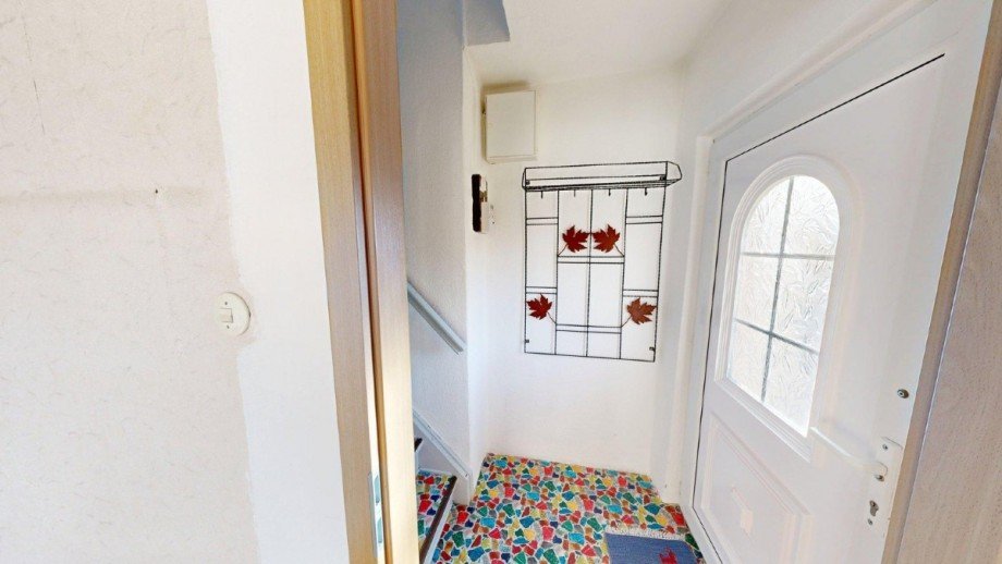 Eingangsflur Reihenendhaus Radegast