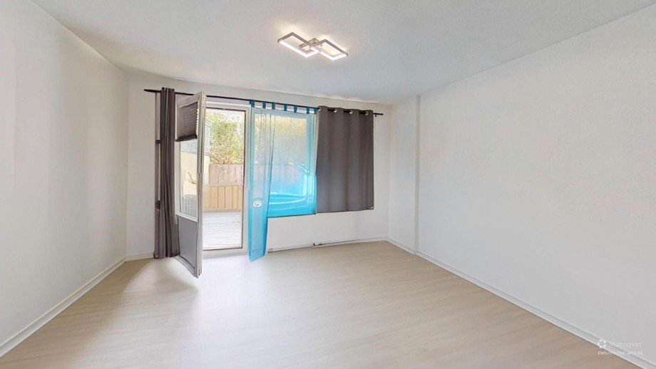 Wohnzimmer Souterrainwohnung K�then/ Anhalt