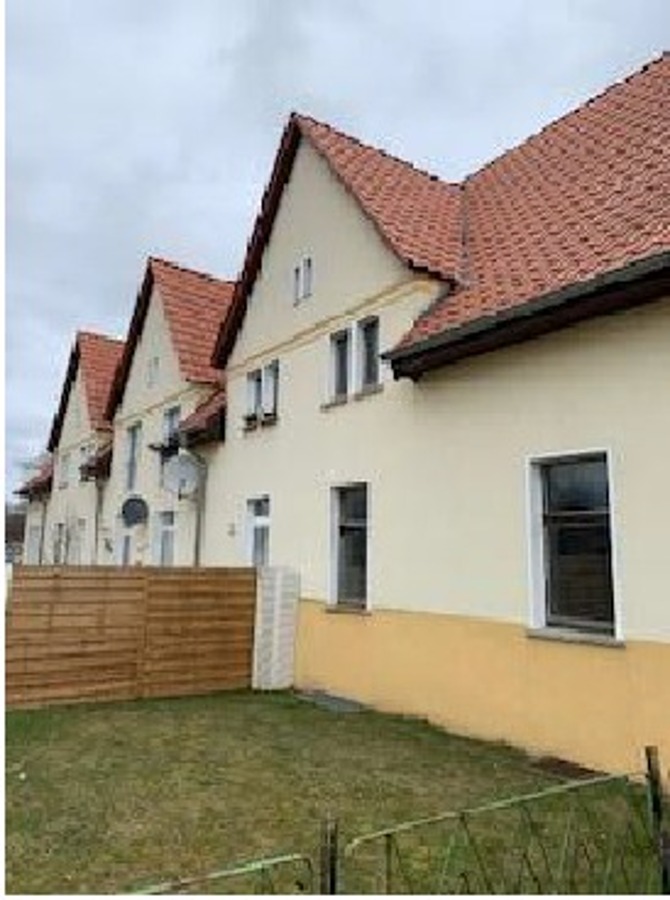 Hinteransicht Mehrfamilienhaus Kleinwanzleben