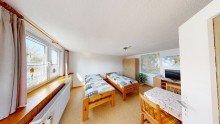 Schlafraum Nebenhaus OHNE K�UFERPROVISION!!! Schickes Einfamilienhaus im Bungalowstil im l�ndlichen Raum