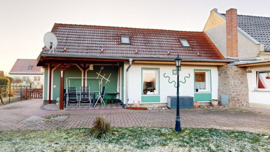 R�ckansicht Wohnhaus Einfamilienhaus Trinum