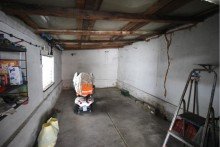 Blick in die Garage PROVISIONSFREI!!! Niedliches H�uschen in sch�ner Siedlungslage