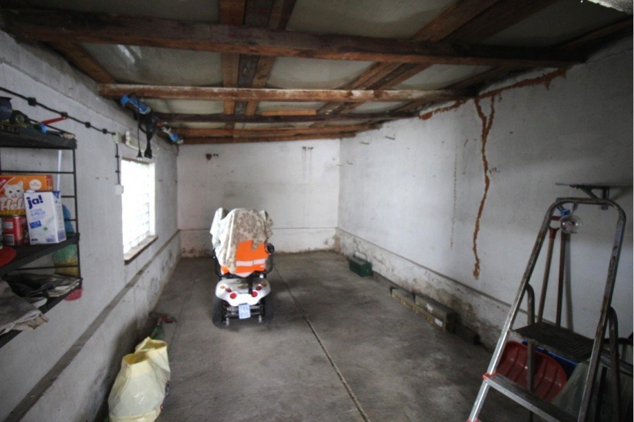 Blick in die Garage Einfamilienhaus Radegast