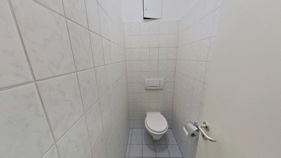 2.WC B�rofl�che K�then/ Anhalt