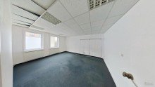 kleines B�ro Gro�z�gige B�roeinheit im 1. Obergeschoss in gepflegtem Gesch�ftshaus