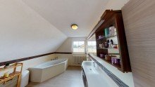 Badezimmer im DG PROVISIONSFREI!!! Traumhaus in ruhiger Siedlungslage