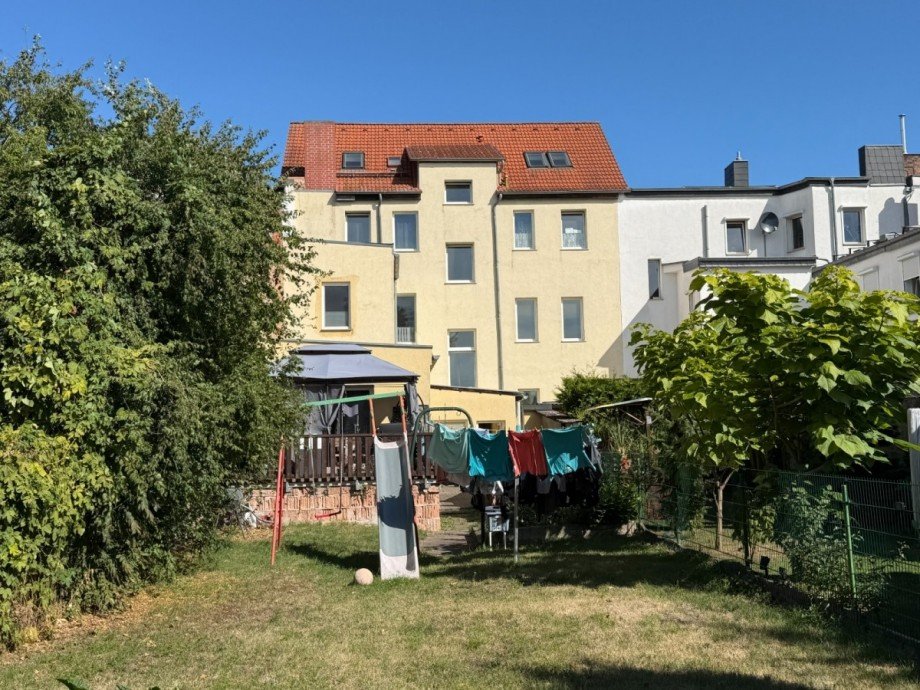 R�ckansicht Wohnhaus Etagenwohnung K�then