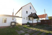 Ansicht Wohnhaus seitlich Ohne K�uferprovision! Interessantes Mehrfamilienhaus zur Eigennutzung oder Geldanlage