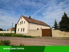 Zweifamilienhaus in Dornbock Verkauf Ohne K�uferprovision!!! Gro�es Platzangebot und ideal f�r den Handwerker