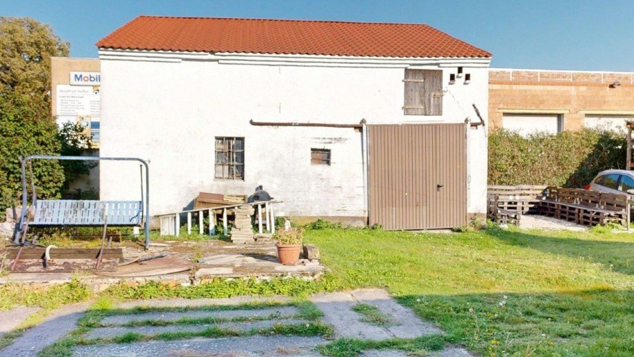 Nebengeb�ude Mehrfamilienhaus Aken