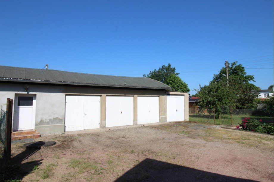 R�ckansicht Einzelgarage S�dliches Anhalt