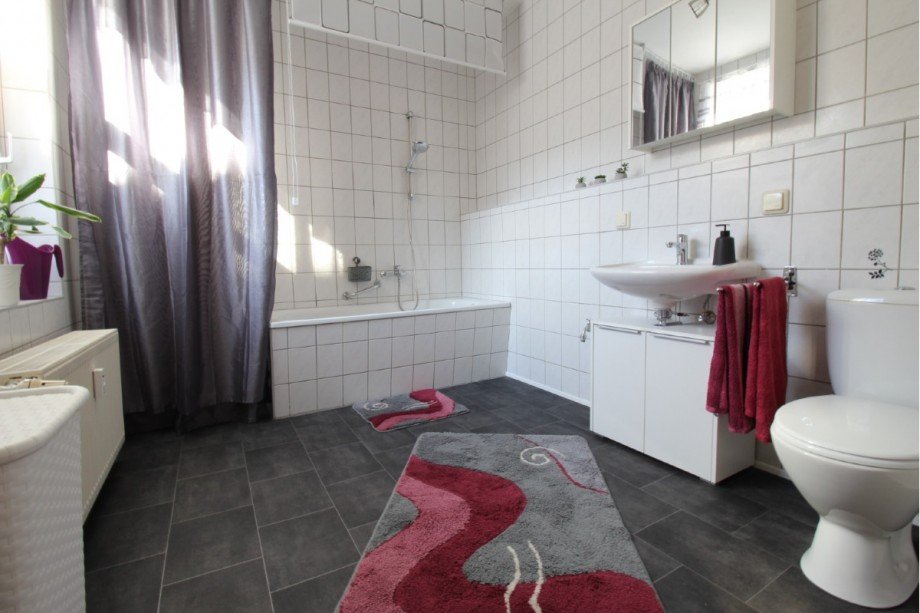 Badezimmer Etagenwohnung K�then/ Anhalt