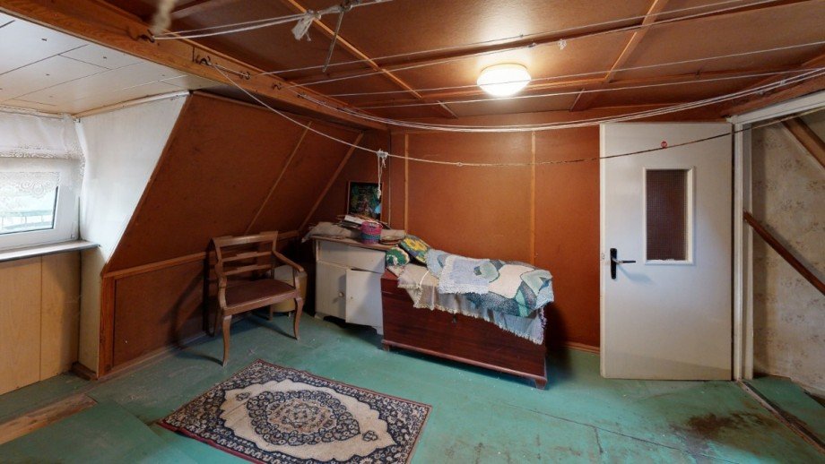 Dachboden Reihenmittelhaus Radegast