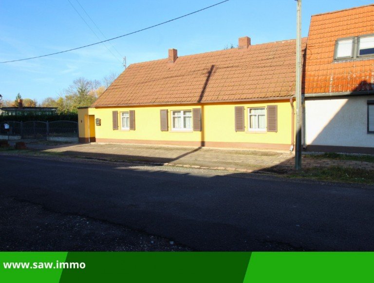 Einfamilienhaus K�then - Porst Verkauf K�then - Porst Einfamilienhaus Charmevolles Einfamilienhaus mit Entwicklungspotenzial - Innenhof & Garten