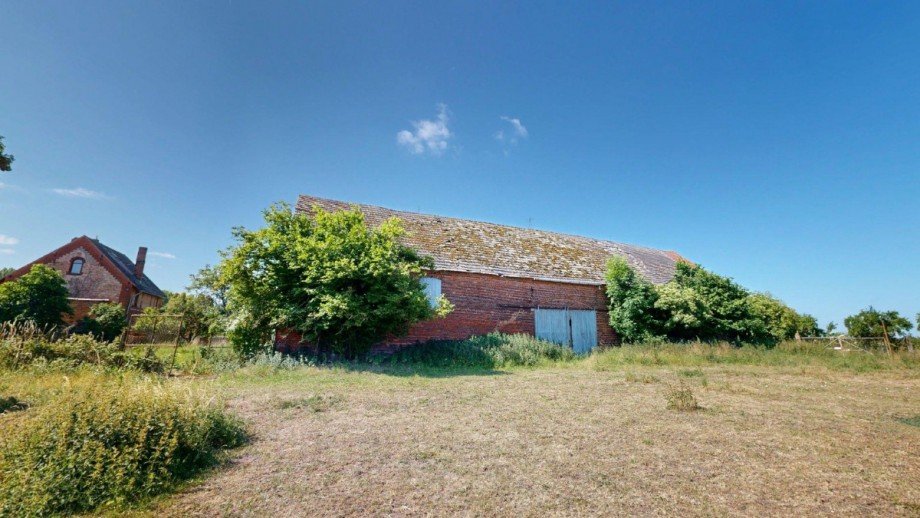 Bauerngehoft-Zum-Kleinen-Preis-06242025_081052 Bauernhaus Aken