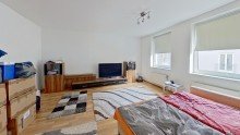 Wohnzimmer H�bsche 2-Raum-Wohnung im Zentrum von K�then