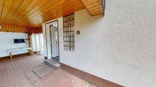 �berdachter Eingangsbereich Ohne K�uferprovision!!! Schicker Flachbau mit gro�z�giger Terrasse in ruhiger Wohnsiedlung