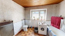 Badezimmer Ohne K�uferprovision!!! Kleines Lehmhaus auf gro�em Grundst�ck zum Sanieren