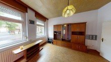 Wohnzimmer EG Reihenhaus in Aken mit Renovierungsbedarf